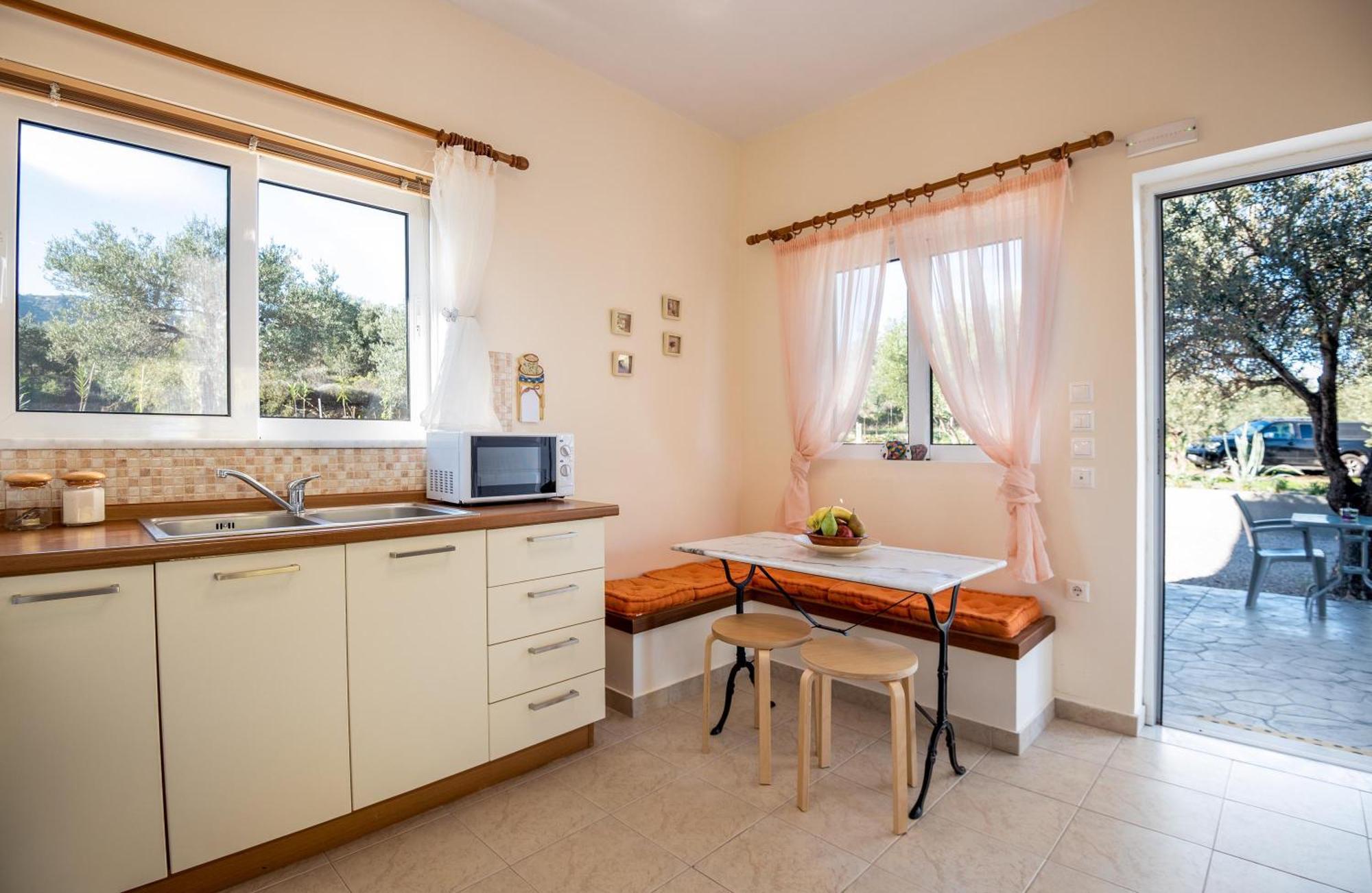 Evgenias Olive House Villa Kalathos Eksteriør billede